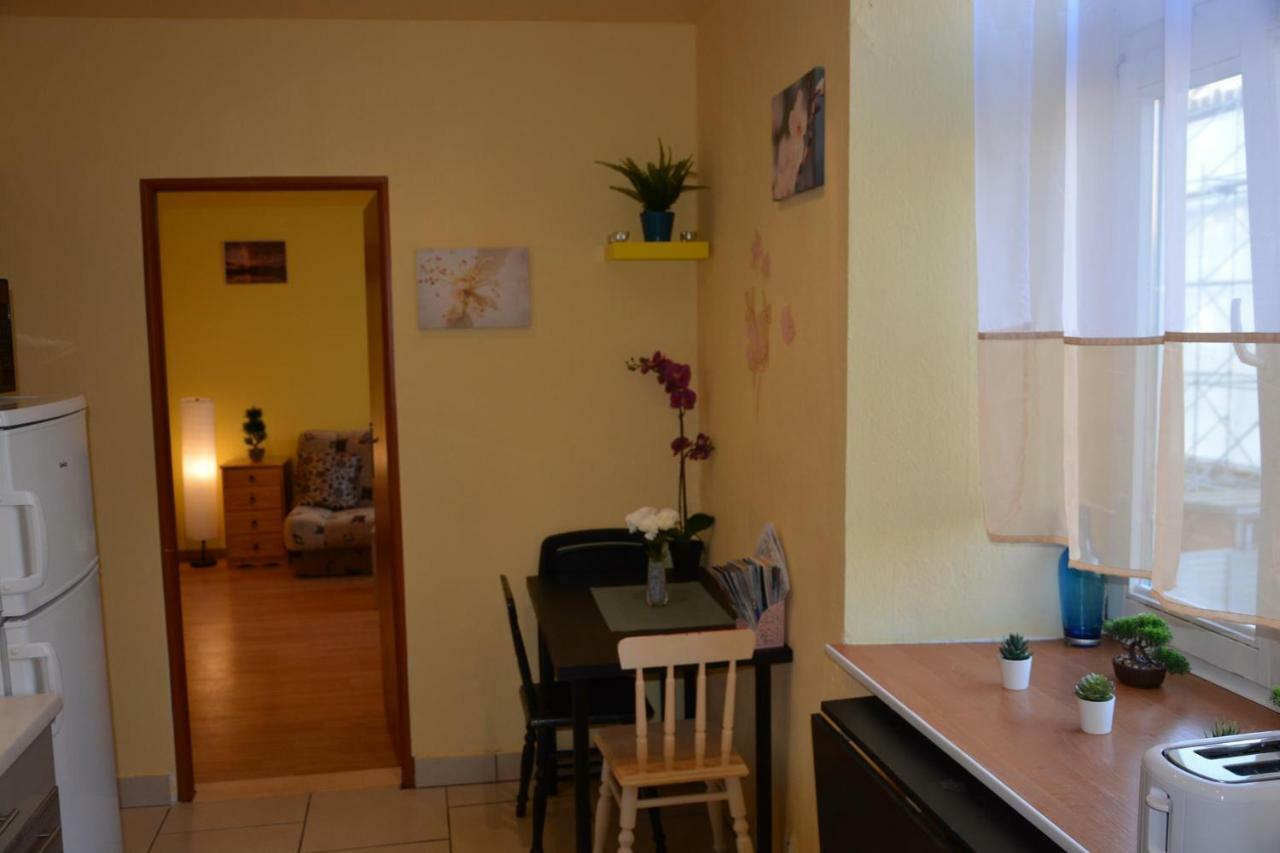 Appartamento Miracool Apartament Cracovia Esterno foto